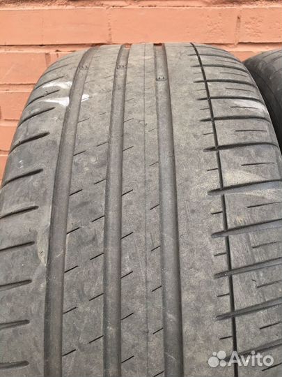 Michelin Pilot Sport 3 235/45 R18