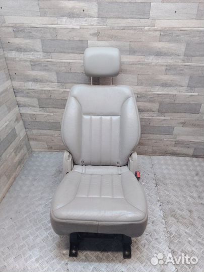 Сиденье заднее левое Mercedes-Benz R-350 W251 V251