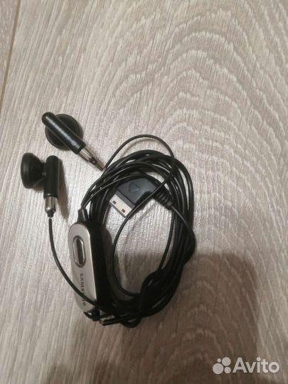 Телефон Samsung