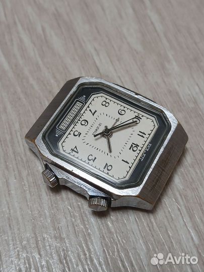 Часы Полет, с будильником. СССР