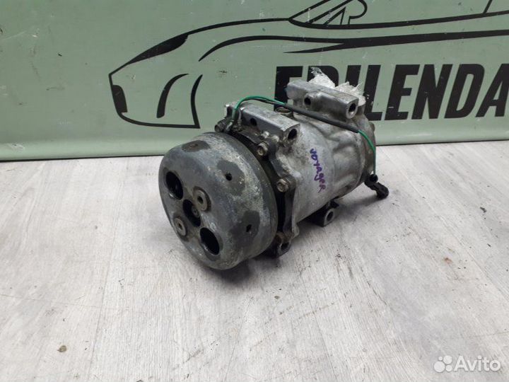 Компрессор кондиционера Dodge Caravan 2.5 дизель