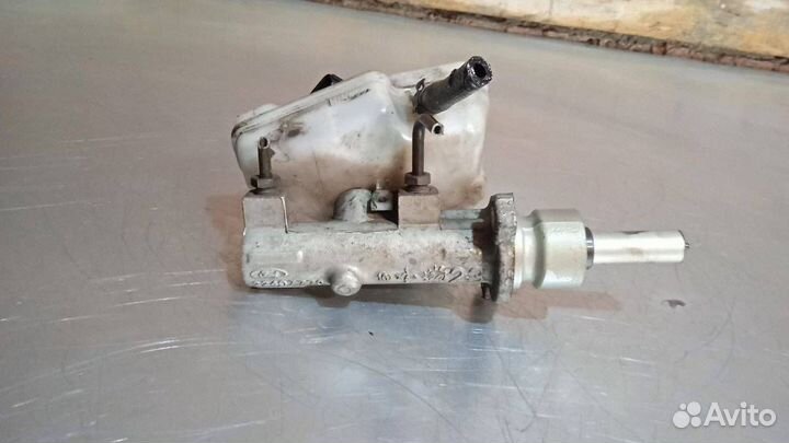 Главный тормозной цилиндр Ford Mondeo 3 рест. 2004