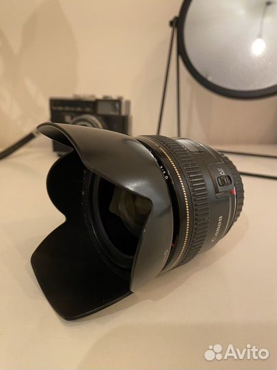 Объектив canon 28mm 1.8