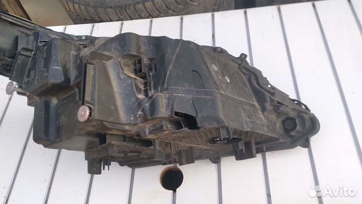 Фара левая Lexus RX4