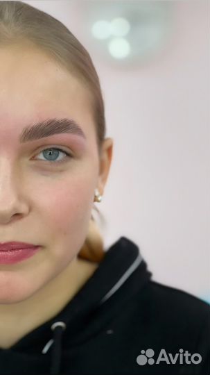 Мастер бровист