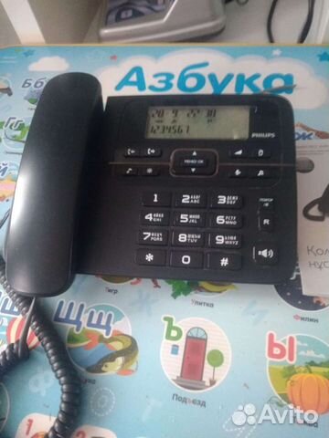 Кнопочный телефон Philips