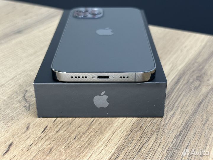 iPhone 12 Pro, 256 ГБ