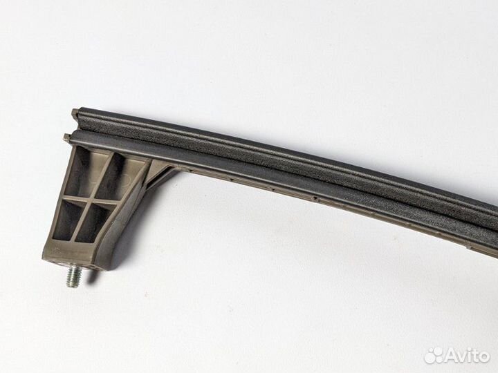 Направляющая стекла двери задняя правая Kia Optima