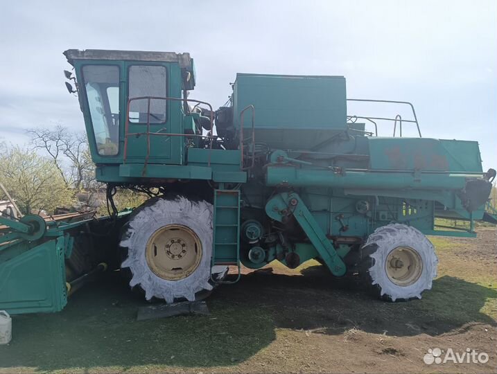 Комбайн Ростсельмаш Дон 1500А, 1993