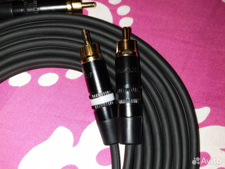 Межблочный кабель на разъёмах Rean