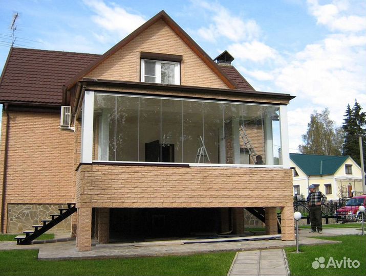 Безрамное остекление террасы, веранды, беседки