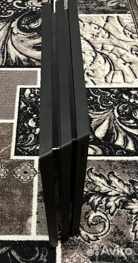 Sony playstation 4 pro 1tb