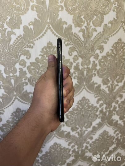 iPhone X 64gb черный