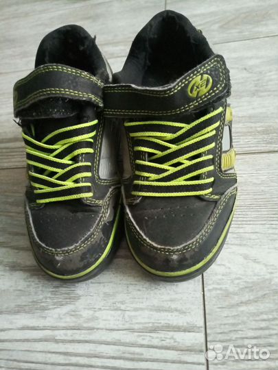 Ботинки на колесиках Heelys