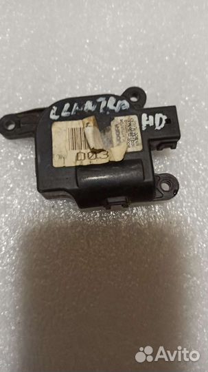 Сервопривод заслонок отопителя Hyundai Elantra HD