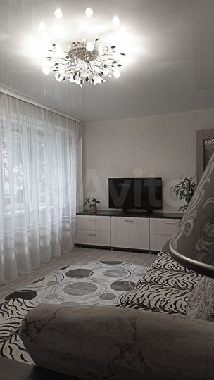2-к. квартира, 50 м², 1/5 эт.