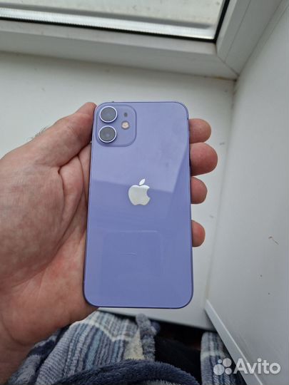 iPhone 12 mini, 64 ГБ
