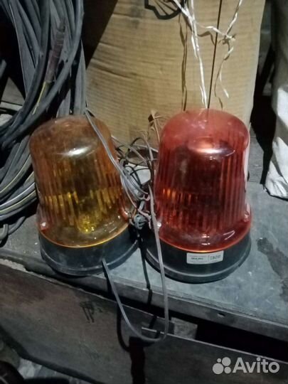 Фанарь проблесковый желтый