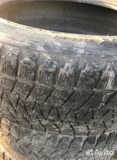 Bridgestone Blizzak DM-V1 235/55 R19