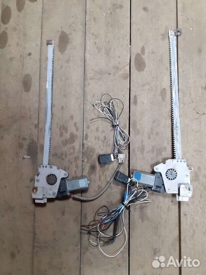 Стеклопод,емники