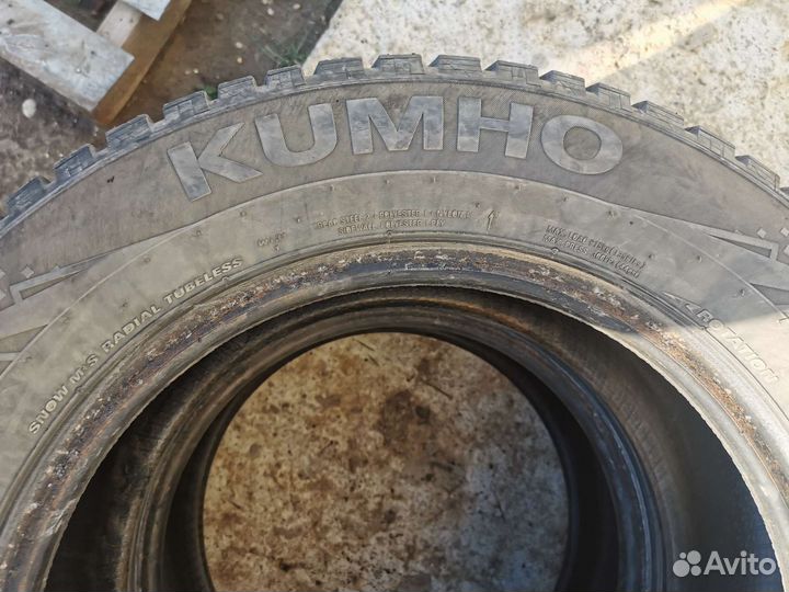 Kumho WinterCraft Ice WI31 195/65 R15
