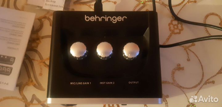 Звуковая карта behringer
