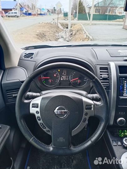 Nissan X-Trail 2.5 CVT, 2011, 200 000 км