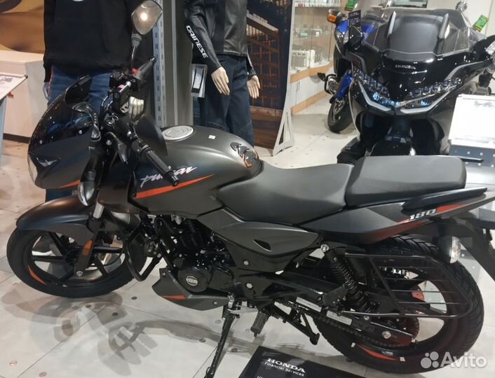 Продам мотоцикл bajaj Pulsar 180 - 2021 г.в