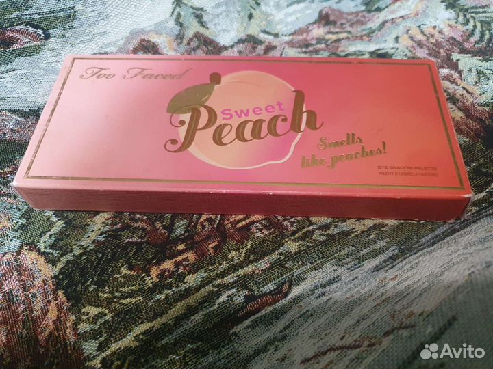 Палетка теней too faced