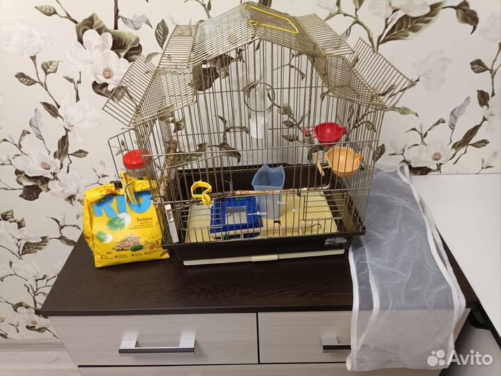 Клетка для волнистого попугая + все необходимое
