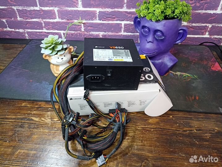 Блок питания corsair VS 650