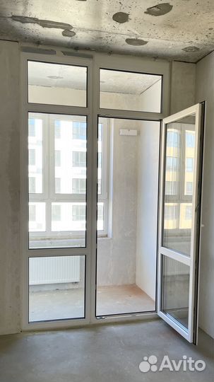 Балконная дверь