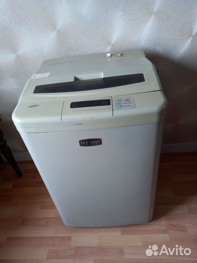 Машинка стиральная