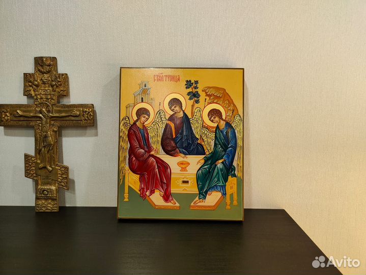 Рукописная икона Святая Троица
