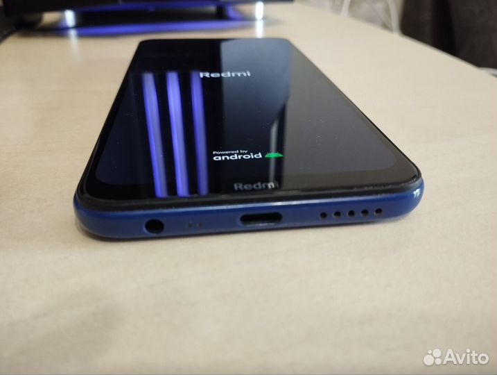 Смартфон Xiaomi Redmi 8 (3/32)