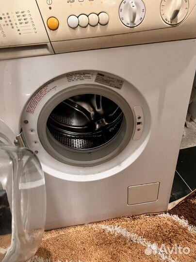 Стиральная машина zanussi