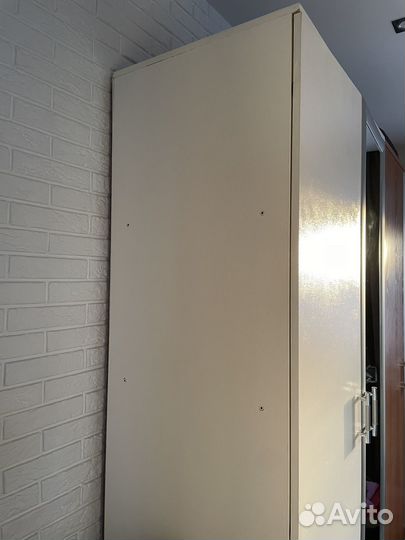 Шкаф с зеркало