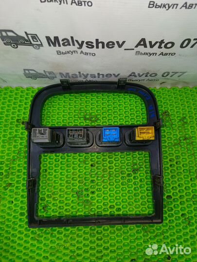 Рамка магнитолы kia clarus