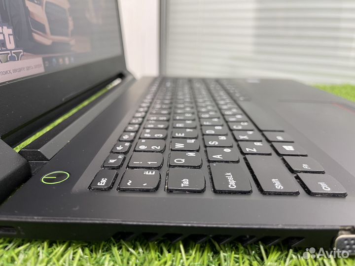 Мощный ноутбук Lenovo i5/8gb/SSD/FullHD