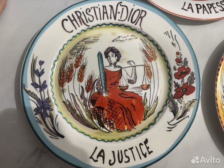 Набор посуды dior