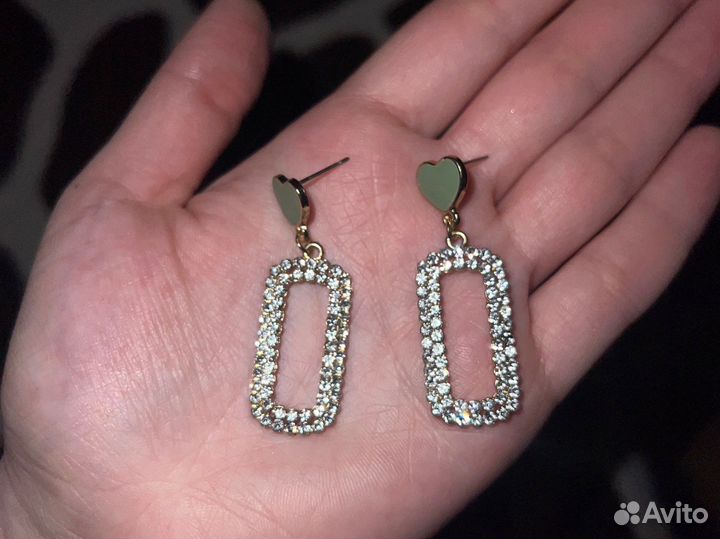 Серьги бижутерия сердечки со стразами