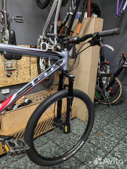 Велосипед Gt Avalanche 1.0