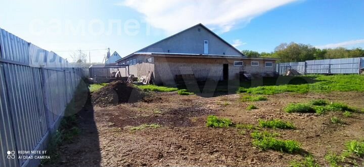 Дом 570 м² на участке 1,5 га