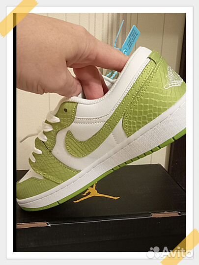 Кроссовки Nike Jordan 1 новые 40