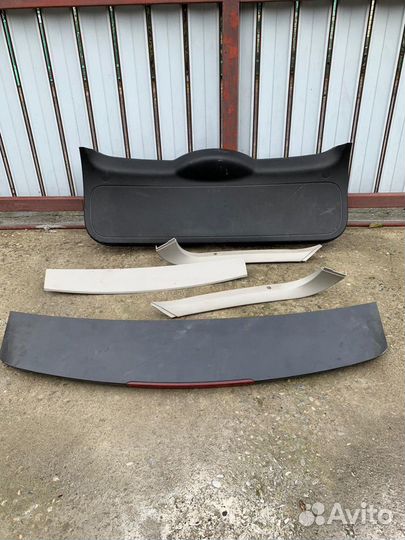 Внутренний пластик багажника на форд фокус 2