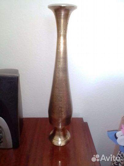 Ваза индийская из латуни резная