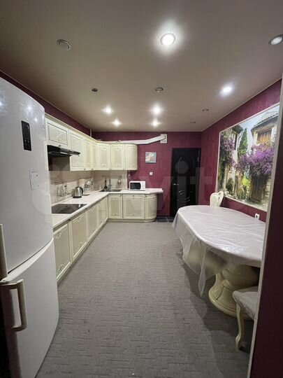 3-к. квартира, 100 м², 6/14 эт.