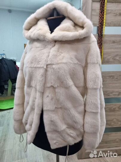 Шуба норковая с капюшоном