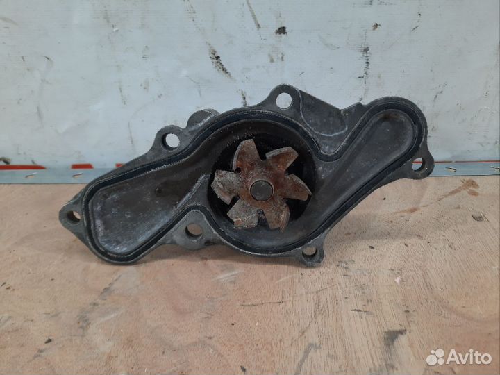 Насос водяной (помпа) KL Мазда Милления TA5P