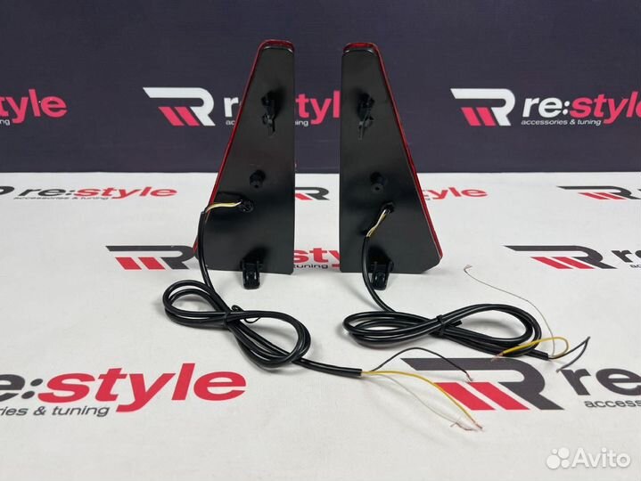 Фонари в задний бампер Toyota Esquire 80 Led S2507